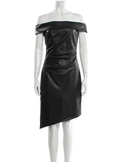 Pre-owned Milly Off-the-shoulder Knee-length Dress In Black
