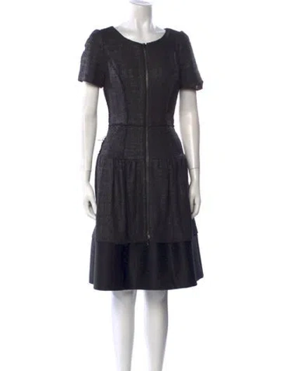Pre-owned Milly Scoop Neck Knee-length Dress In Black
