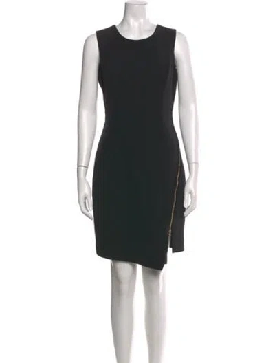 Pre-owned Milly Scoop Neck Knee-length Dress In Black
