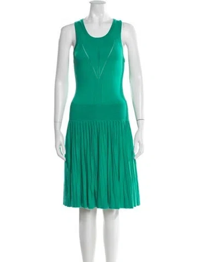 Pre-owned Milly Scoop Neck Knee-length Dress In Green