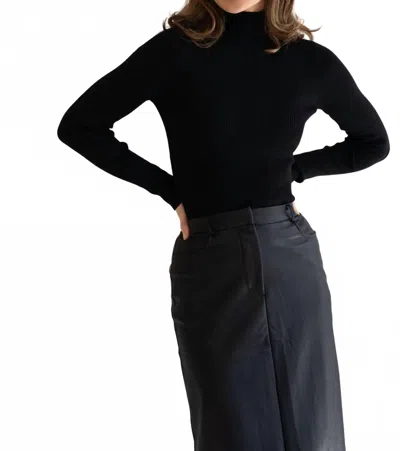 Mima Rosso Ribbed Knit Top In Black
