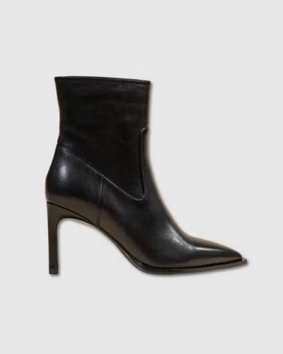 Mi/mai Georgia Pointed Toe Low Boots In Black