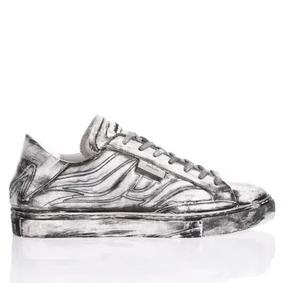 Mimanera Garage Embossed Sneakers In White