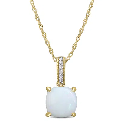 Mimi & Max 1 1/3 Ct Tgw Opal And Diamond Accent Milgrain Pendant In 10k Yellow Gold