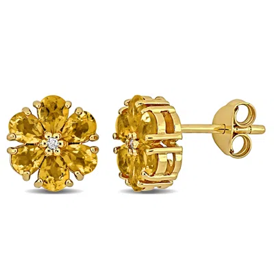 Mimi & Max 1 3/4ct Tgw Citrine White Topaz Flower Stud Earrings Yellow Silver In Gold