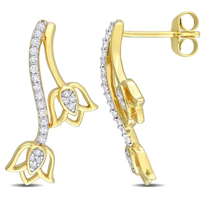 Mimi & Max 1/5ct Tdw Diamond Floral Stud Earrings In 10k Yellow Gold