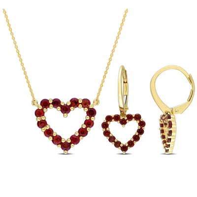 Mimi & Max 2 3/8ct Tgw Garnet Open Heart 2-pc Jewelry Set 10k Yellow Gold In Red