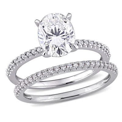 Mimi & Max 2ct Dew Oval Created Moissanite And 1/4ct Tw Diamond Bridal Ring Set In 14k White Gold
