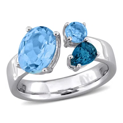 Mimi & Max 3 1/3ct Tgw Sky London Swiss Blue Topaz 3-stone Open Ring In Sterling Silver