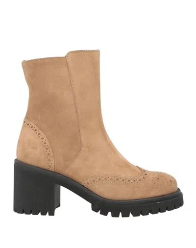 Minelli Woman Ankle Boots Camel Size 7 Leather In Beige