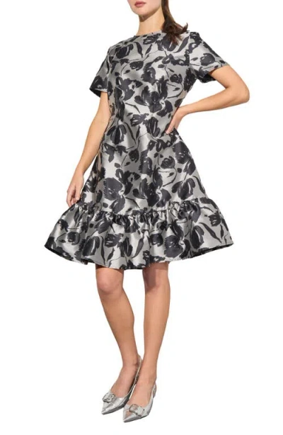 Ming Wang Heritage Fit Floral Jacquard Dress In Silver/black