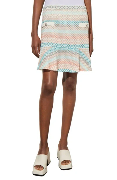 Ming Wang Flounce Miniskirt In White/coral Sand/oceanfront