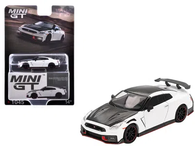 Mini Gt 2024 Nissan Gt-r Nismo (r35) Brilliant White Pearl With Carbon Hood And Top Limited Edition 1/64