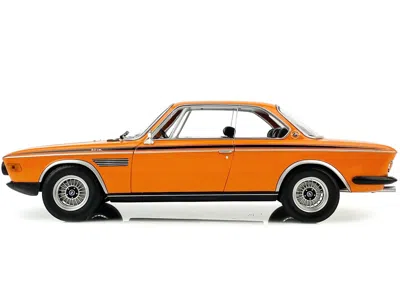 Minichamps 1971 Bmw 3.0 Csl Orange With Black Stripes Limited Edition To 600 Pieces Worldwide 1/18 Diecast Mode