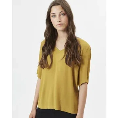 Minimum Dried Tobacco V-neck Dried Elvire Top In Yellow