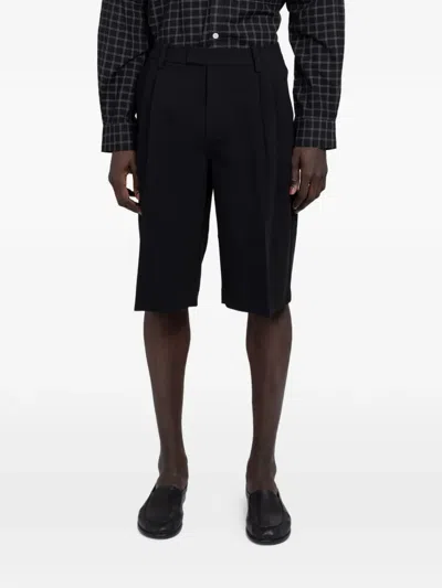 Minimum Murphy Pleated Shorts In Black
