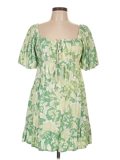 Pre-owned Minkpink Casual Dress In Green