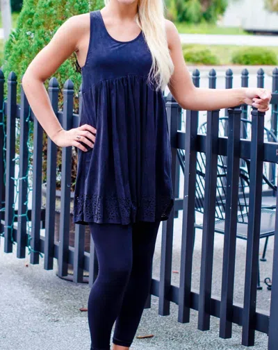 Minkpink Petal Punch Dress In Black In Blue