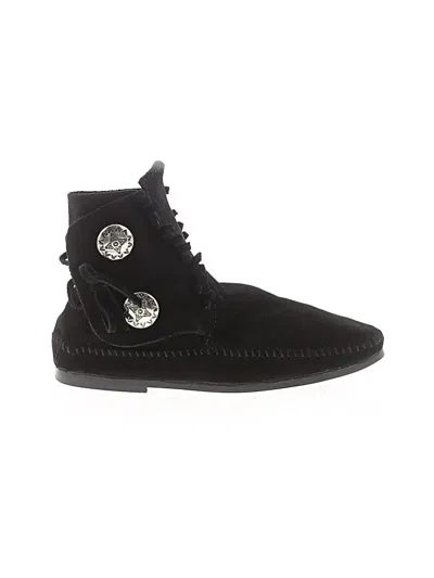Pre-owned Minnetonka Ankle Boots In Black