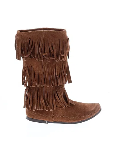 Pre-owned Minnetonka Boots In Brown