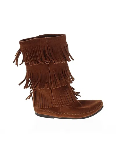 Pre-owned Minnetonka Boots In Brown