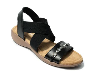 Minnetonka Brida Sandal In Black