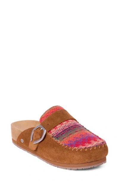 Minnetonka Buckle Clog In Multi