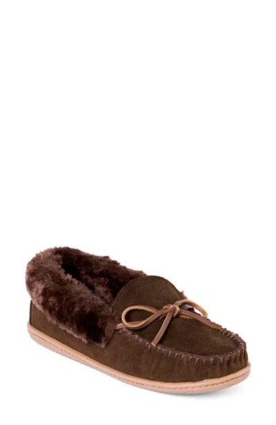Minnetonka Camp Collar Faux Fur Suede Moccasin In Dark Chocolate