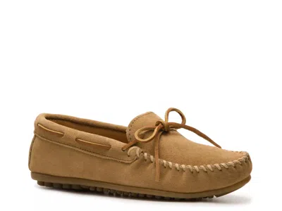 Minnetonka Classic Moc Loafer In Brown