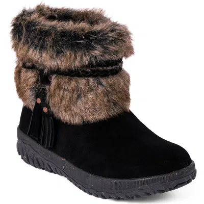Minnetonka Dina Slipper In Black