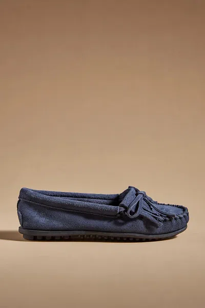 Minnetonka Kilty Moccasins In Black