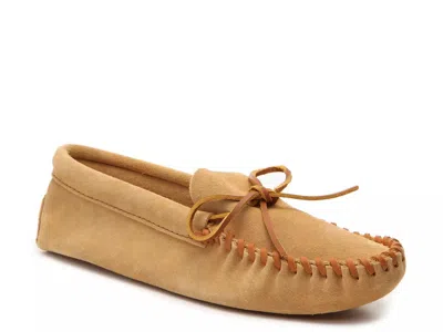 Minnetonka Leather Laced Slipper In Brown