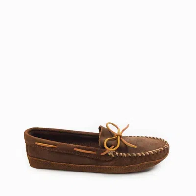 Minnetonka Men's Double Bottom Softsole Moccasis Shoes In Brown Ruff