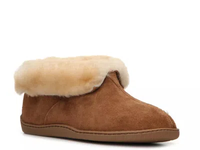 Minnetonka Sheepskin Slipper In Brown