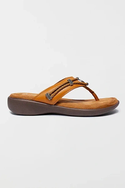 Minnetonka Silverthorne 360 Thong Sandals In Cognac, Women's At Urban Outfitters In Brown
