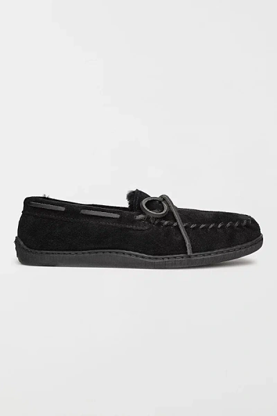 Minnetonka Suede Sheepskin Lined Slippers In Black, Men's At Urban Outfitters