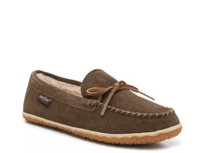 Minnetonka Tomm Moccasin Slipper In Brown