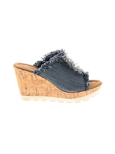 Pre-owned Minnetonka Wedges In Blue