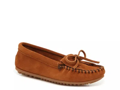 Minnetonka Wide Width Kilty Moccasin In Brown