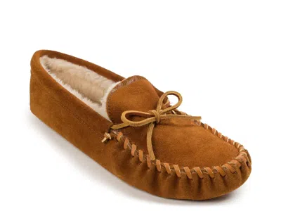 Minnetonka Wide Width Pile Lined Softsole Slipper In Brown
