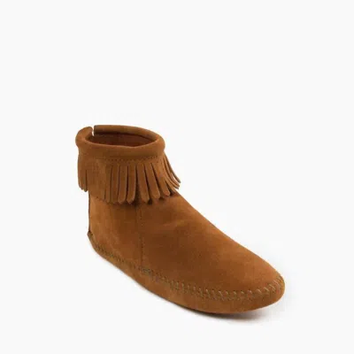 Minnetonka Women's Back Zip Softsole Boot In Brown