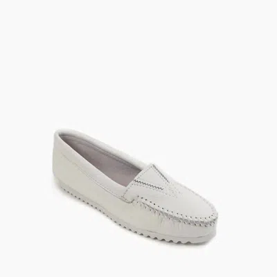 Minnetonka Women's Deerskin Gore Front Moccasin In White