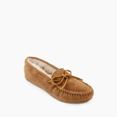 Minnetonka Women's Sheepskin Softsole Moccasins In Golden Tan In Brown