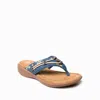 Minnetonka Women's Silverthorn 360 Toe Post Sandal In Floral Denim