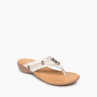 Minnetonka Women's Silverthorn 360 Toe Post Sandal In White