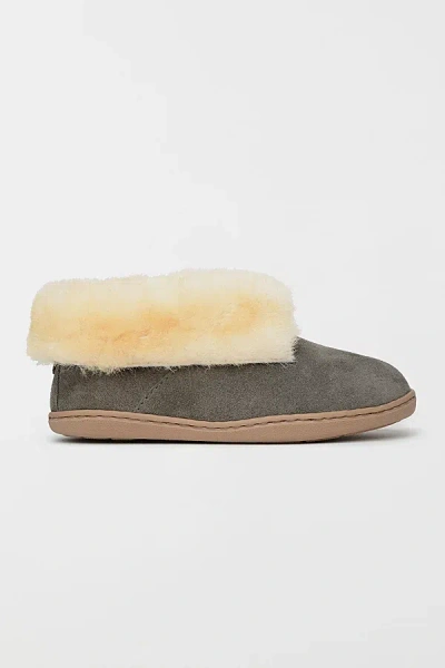 Minnetonka Women's Suede Sheepskin Ankle Boot Slippers In Grey, Women's At Urban Outfitters In Gray