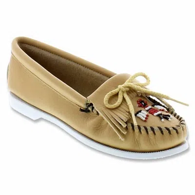 Minnetonka Women's Thunderbird Boat Moccasins In Natural Smooth Leather In Brown