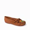 Minnetonka Women's Ziigwan Waabigwan Moccasin In Brown