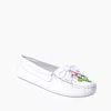 Minnetonka Women's Ziigwan Waabigwan Moccasin In White