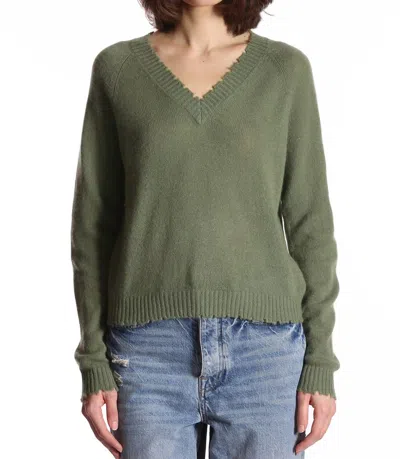 Minnie Rose Cashmere Frayed Edge Cropped V-neck Sweater In Garden Grove In Multi